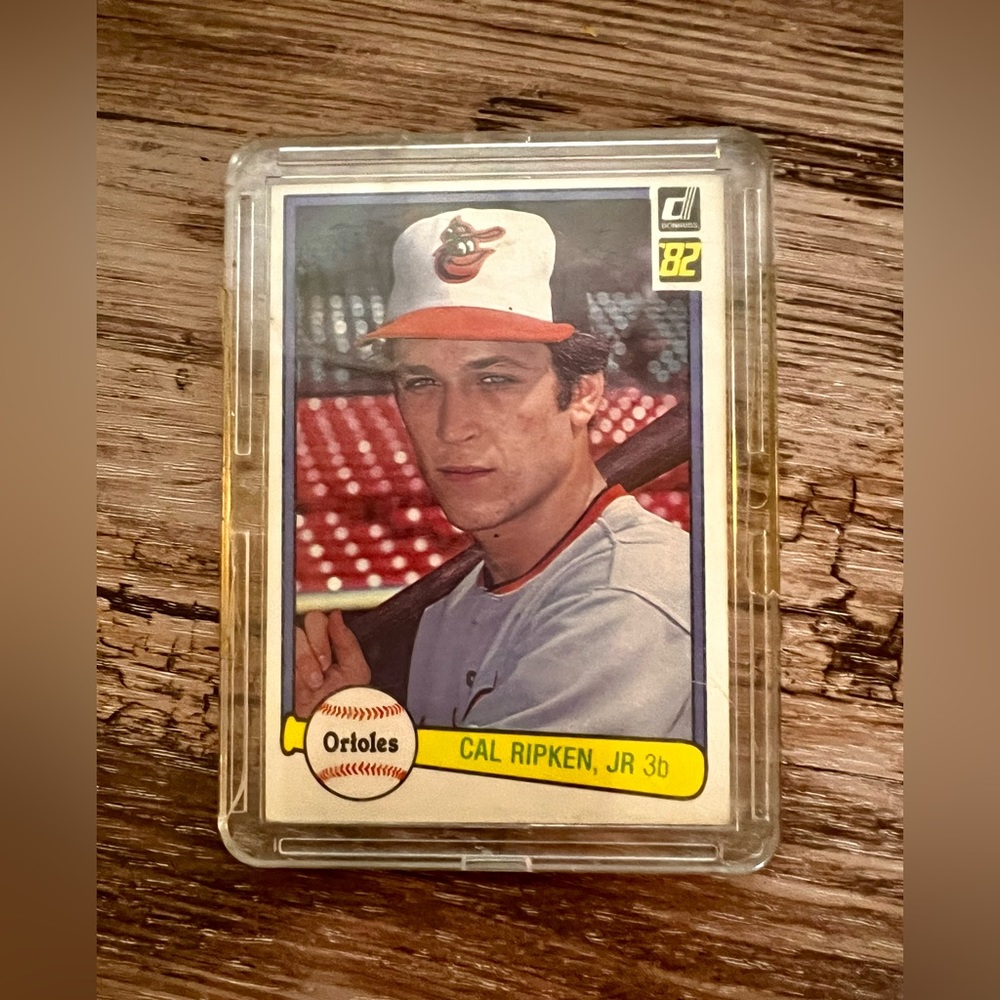 CAL RIPKEN, JR 3b card.